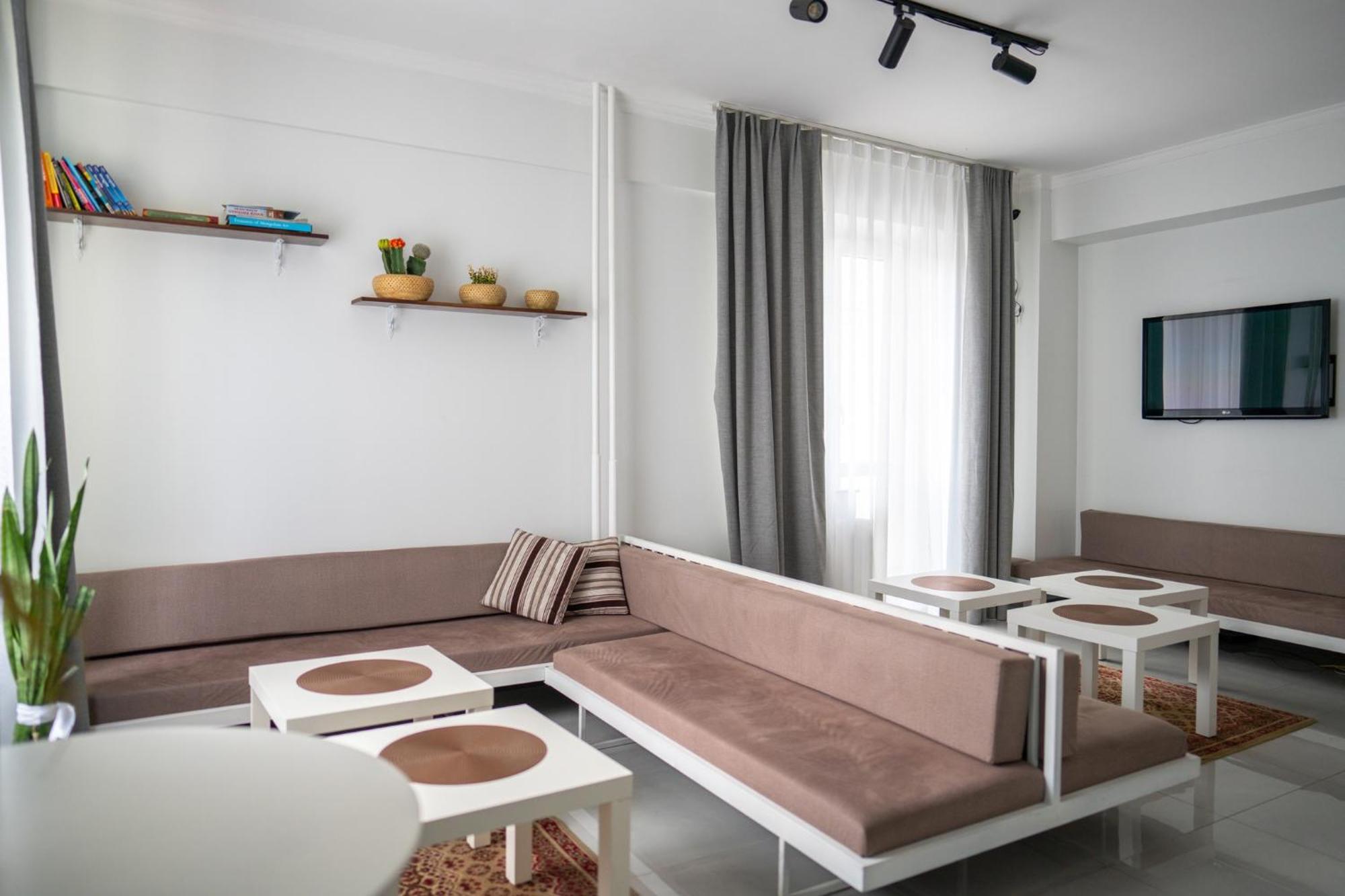 Zaya Hostel Улан-Батор Екстер'єр фото